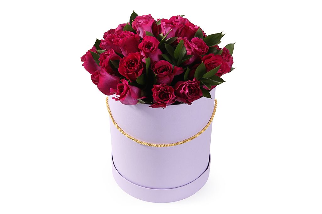 Букет 25 роз Мами Блю в шляпной коробке от СоюзЦветТорг
