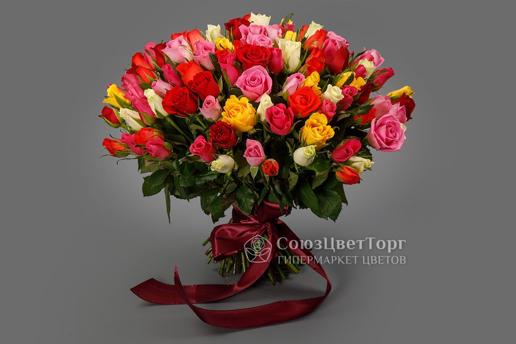 Букет из 101 розы Цвет радуги от СоюзЦветТорг