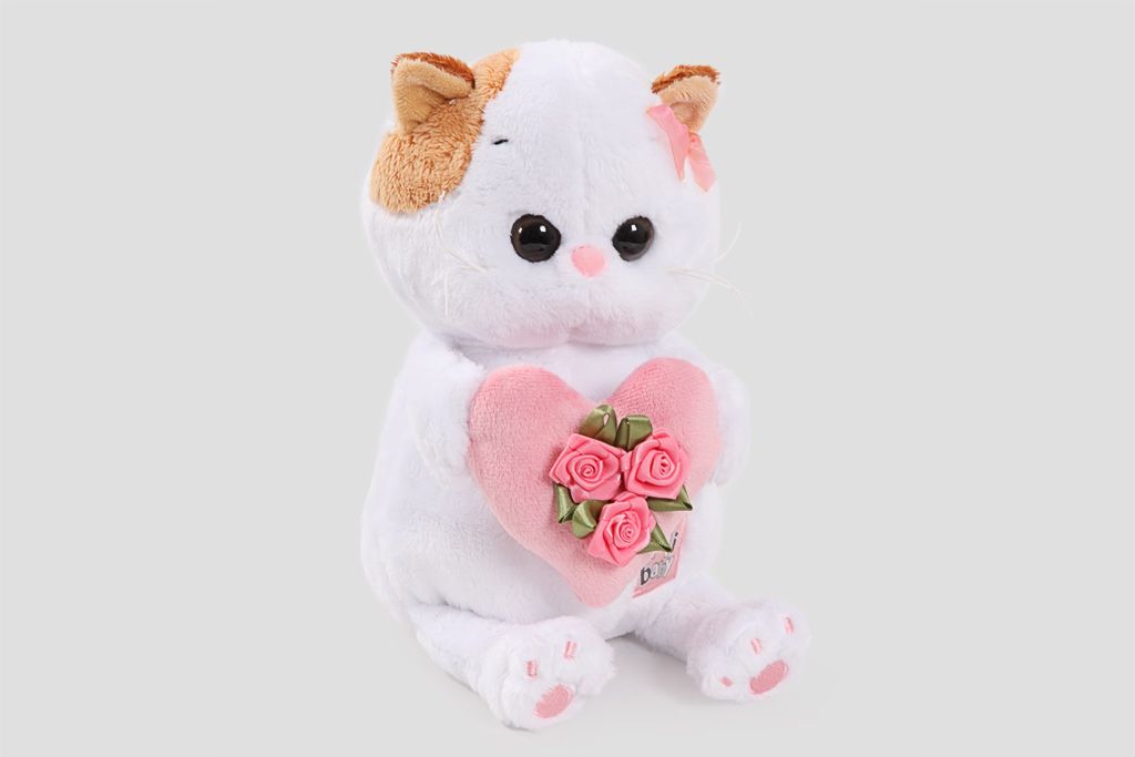 Кошка Ли-Ли с розовым сердечком от СоюзЦветТорг