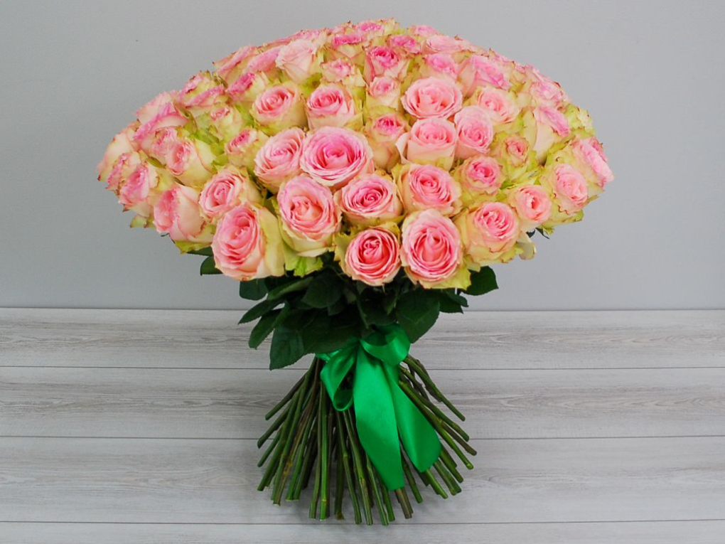 Букет 101 роза Эсперанс Букет 101 роза Эсперанс