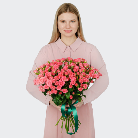 Букет 25 кустовых роз Лидия (50 см) Букет 25 кустовых роз Лидия (50 см)