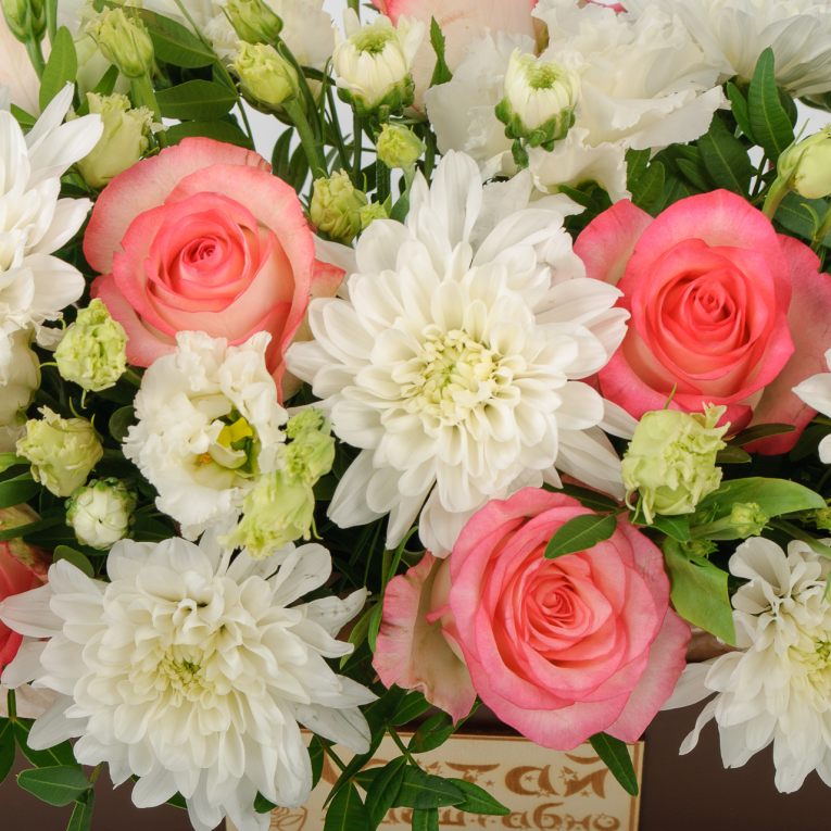 Букет в ящике Весна на Заречной улице Букет в ящике Весна на Заречной улице