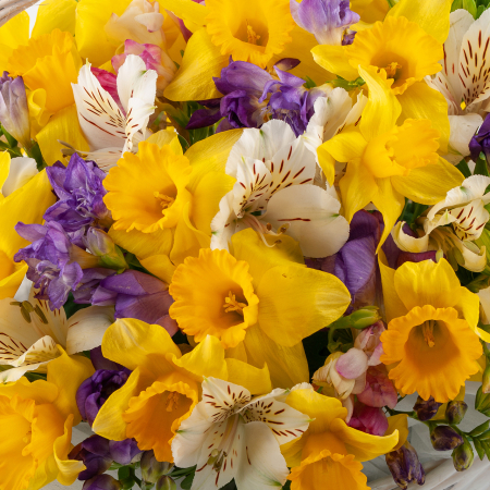 Букет в корзине Корзинка нежности Букет в корзине Корзинка нежности