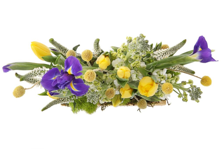 Букет В весеннем парке в кашпо Букет В весеннем парке в кашпо