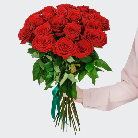 Букет 21 красной розы Ред Наоми (60 см) Букет 21 красной розы Ред Наоми (60 см)