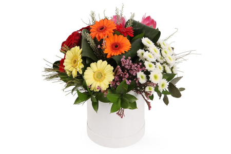 Букет Цветочное ассорти в шляпной коробке Букет Цветочное ассорти в шляпной коробке