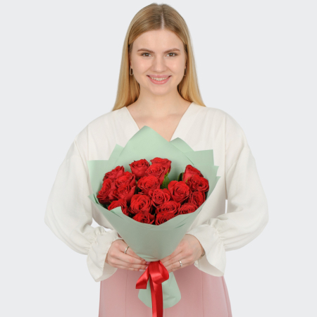 Букет  из 19 роз Лето красное Букет  из 19 роз Лето красное