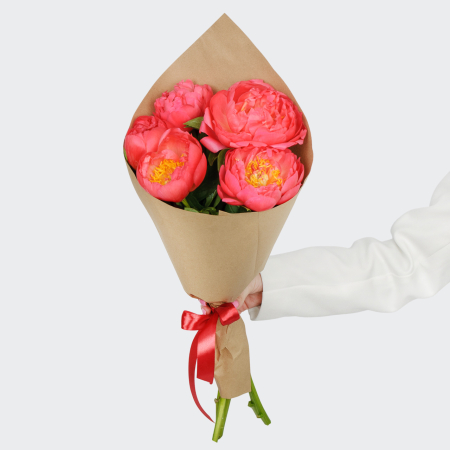 Букет 5 пионов В порыве чувств Букет 5 пионов В порыве чувств