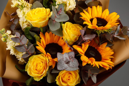 Букет с подсолнухами Солнечный блюз Букет с подсолнухами Солнечный блюз