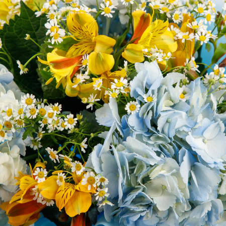 Букет с гортензиями Озерный край Букет с гортензиями Озерный край