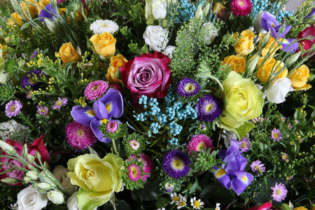 Букет Тайны Версаля в корзине Букет Тайны Версаля в корзине