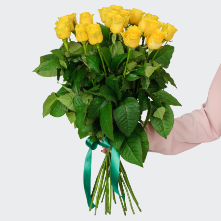 Букет 19 роз Илиос Букет 19 роз Илиос