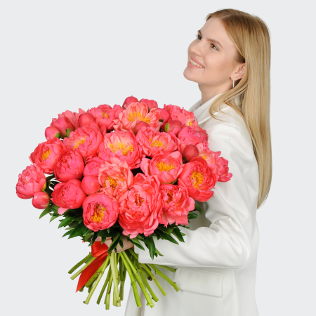 Букет 35 пионов В порыве чувств Букет 35 пионов В порыве чувств