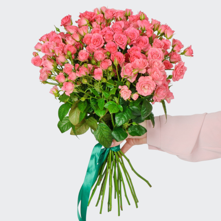 Букет 19 кустовых роз Лидия (50 см) Букет 19 кустовых роз Лидия (50 см)