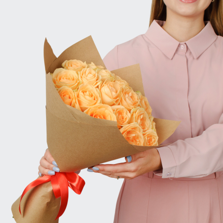 Букет из 19 роз Андромеда Букет из 19 роз Андромеда